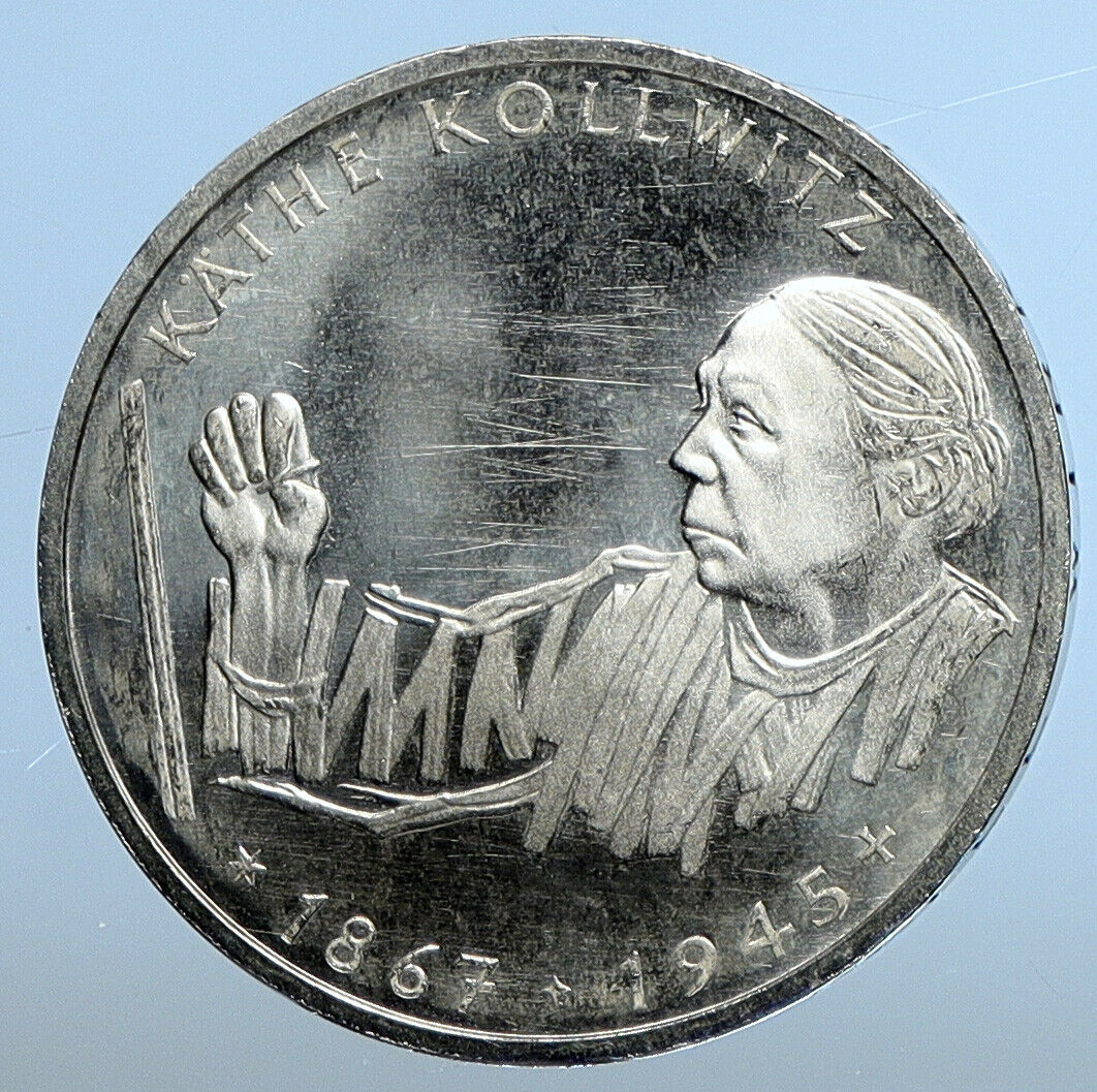 1992 G GERMANY Artist Sculptor Kathe Kollwitz Silver German 10 Mark Coin i111197