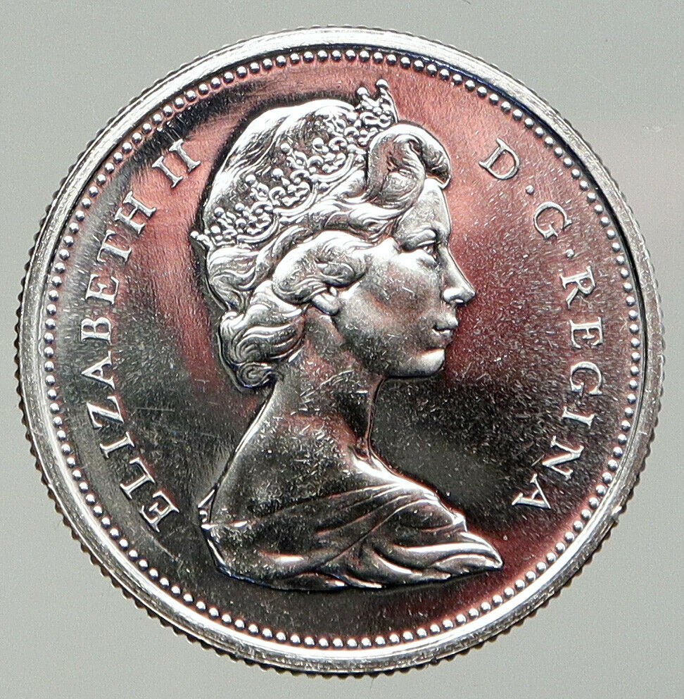 1966 CANADA United Kingdom Queen Elizabeth II CARIBOU Silver 25 Cent Coin i92874