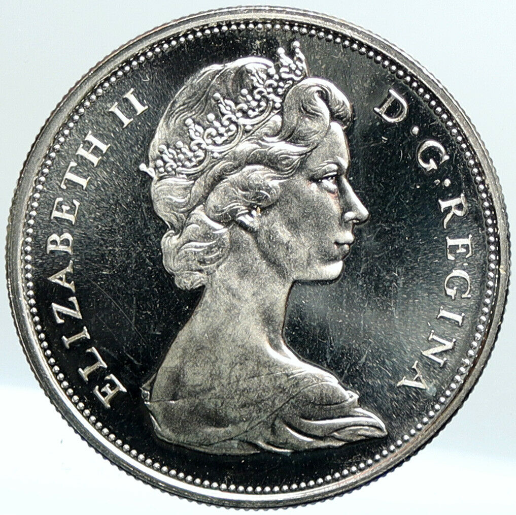 1967 CANADA Queen ELIZABETH II Wolf Howls Vintage Silver 50 Cents Coin i101131