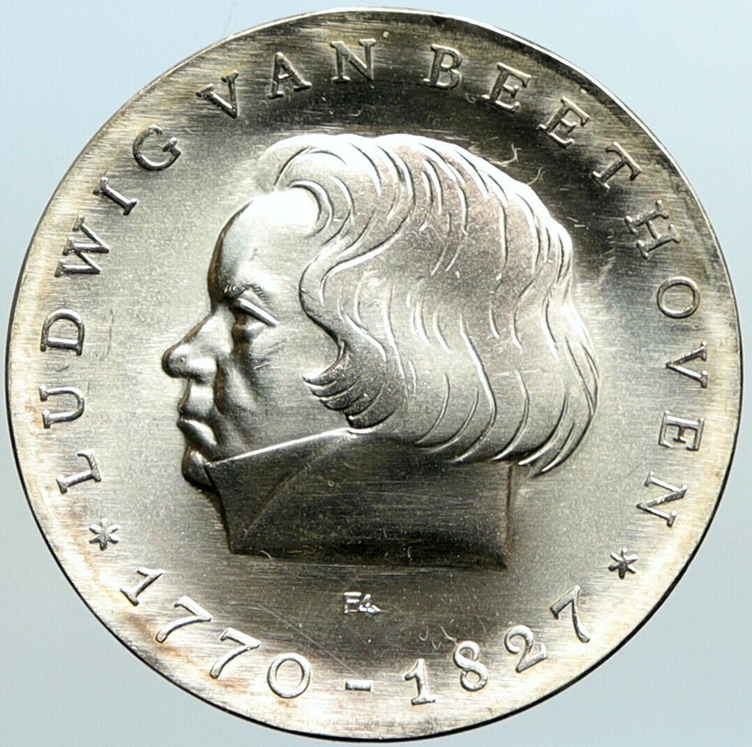 1970 GERMANY Composer LUDWIG VAN BEETHOVEN Silver German 10 Mark Coin i101113