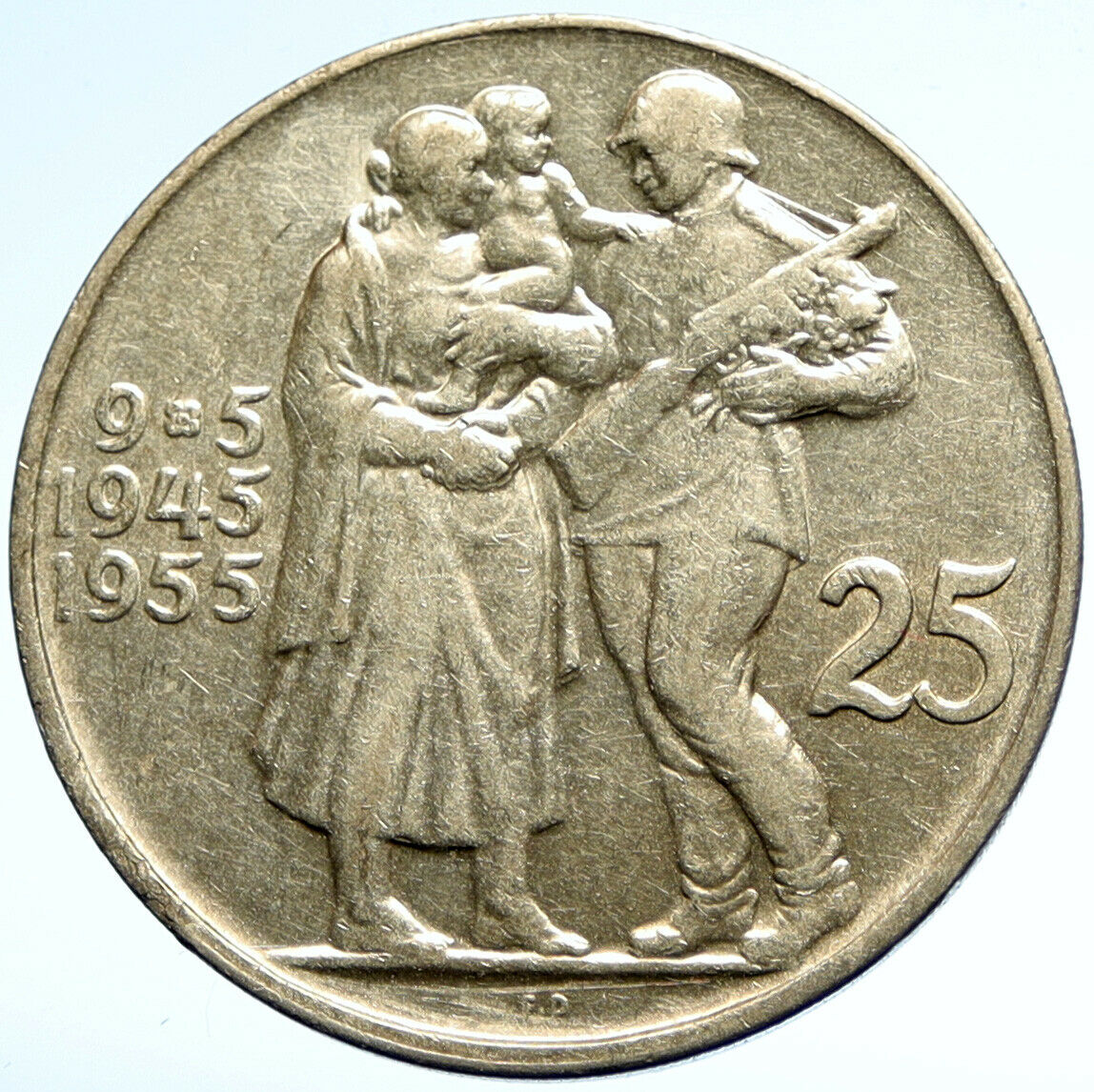 1955 CZECHOSLOVAKIA Czech Soldier Family LIBERATION Silver 25 Korun Coin i104734