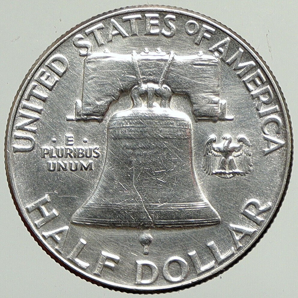 1952 P US Benjamin Franklin VINTAGE Silver Half Dollar Coin LIBERTY BELL i113349