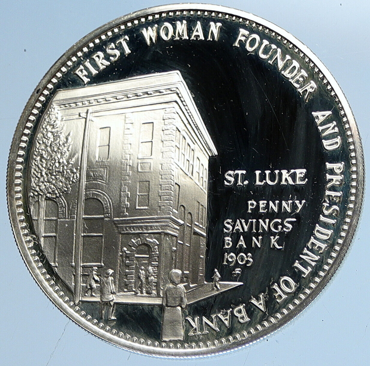 1972 US Franklin Mint BANK PRESIDENT MAGGIE L. WALKER Proof Silver Medal i113041