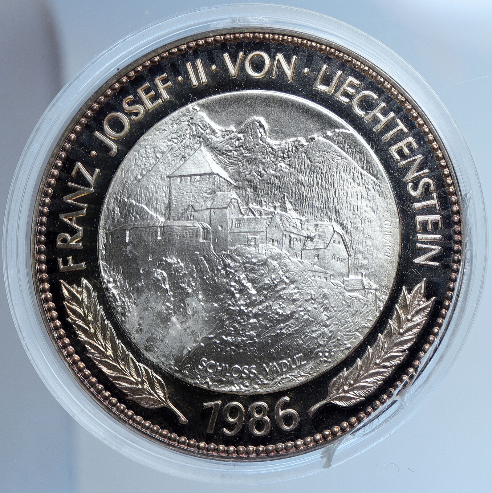 1986 LIECHTENSTEIN Franz Josef II VADUZ CASTLE Prf Silver 10 Taler Coin i114124