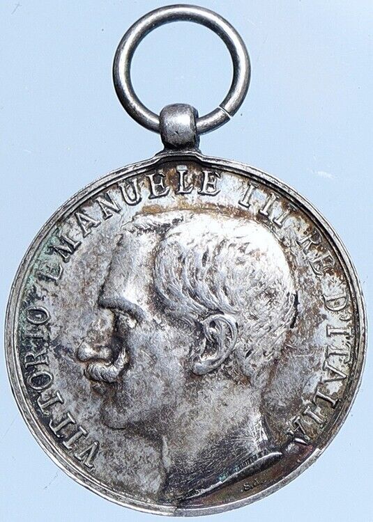 c1920 ITALY King Vittorio Emmanuel III Italian Silver School Award Medal i113969