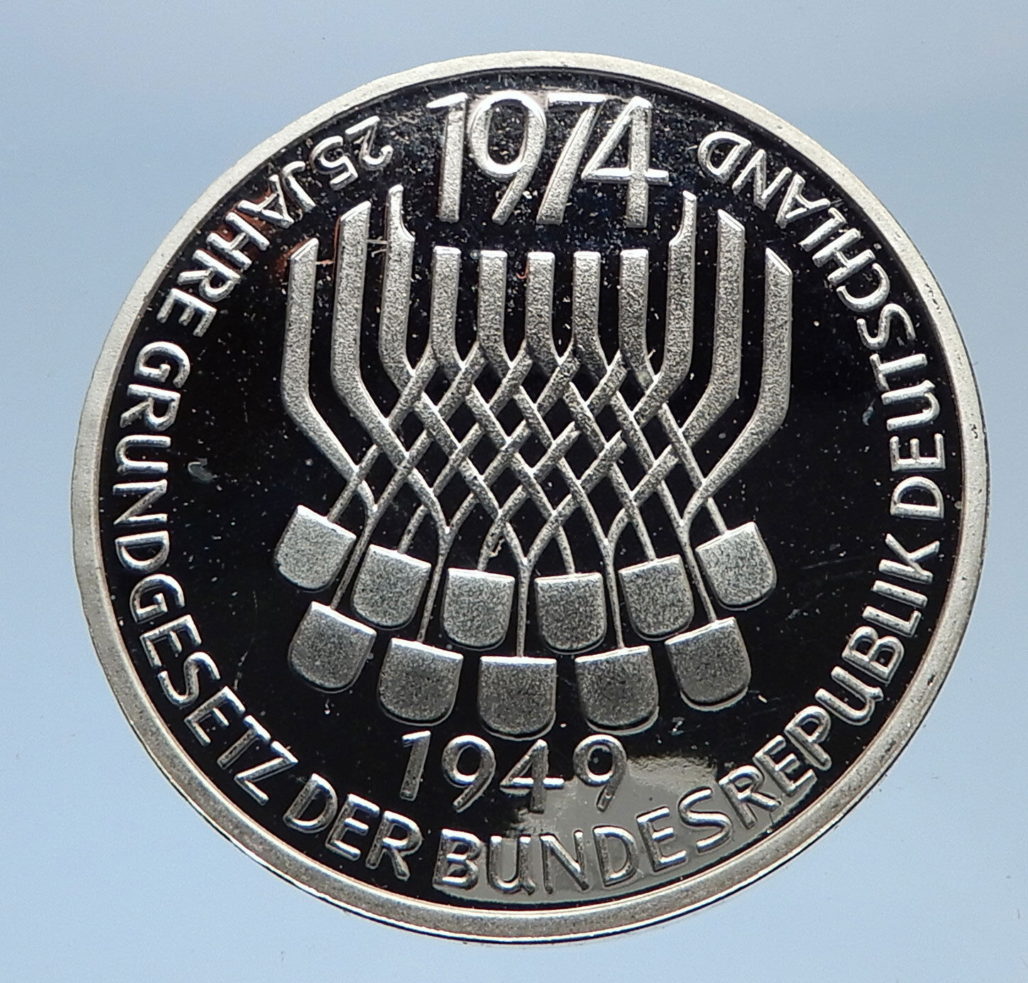 1974 F GERMANY 25 Years of German Federal Constitution Law Silver 5 Mark i69380