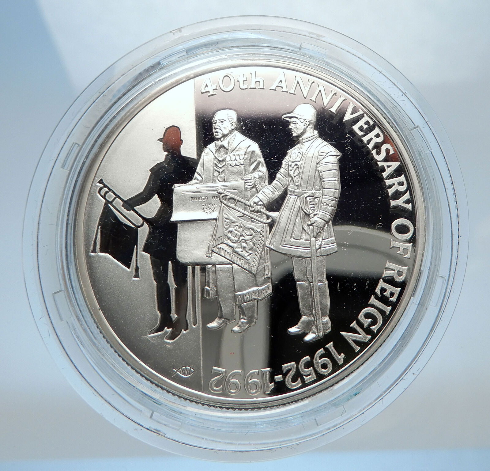 1992 FALKLAND ISLANDS Elizabeth II 40th Anniversary Silver 50 Pence Coin i72467