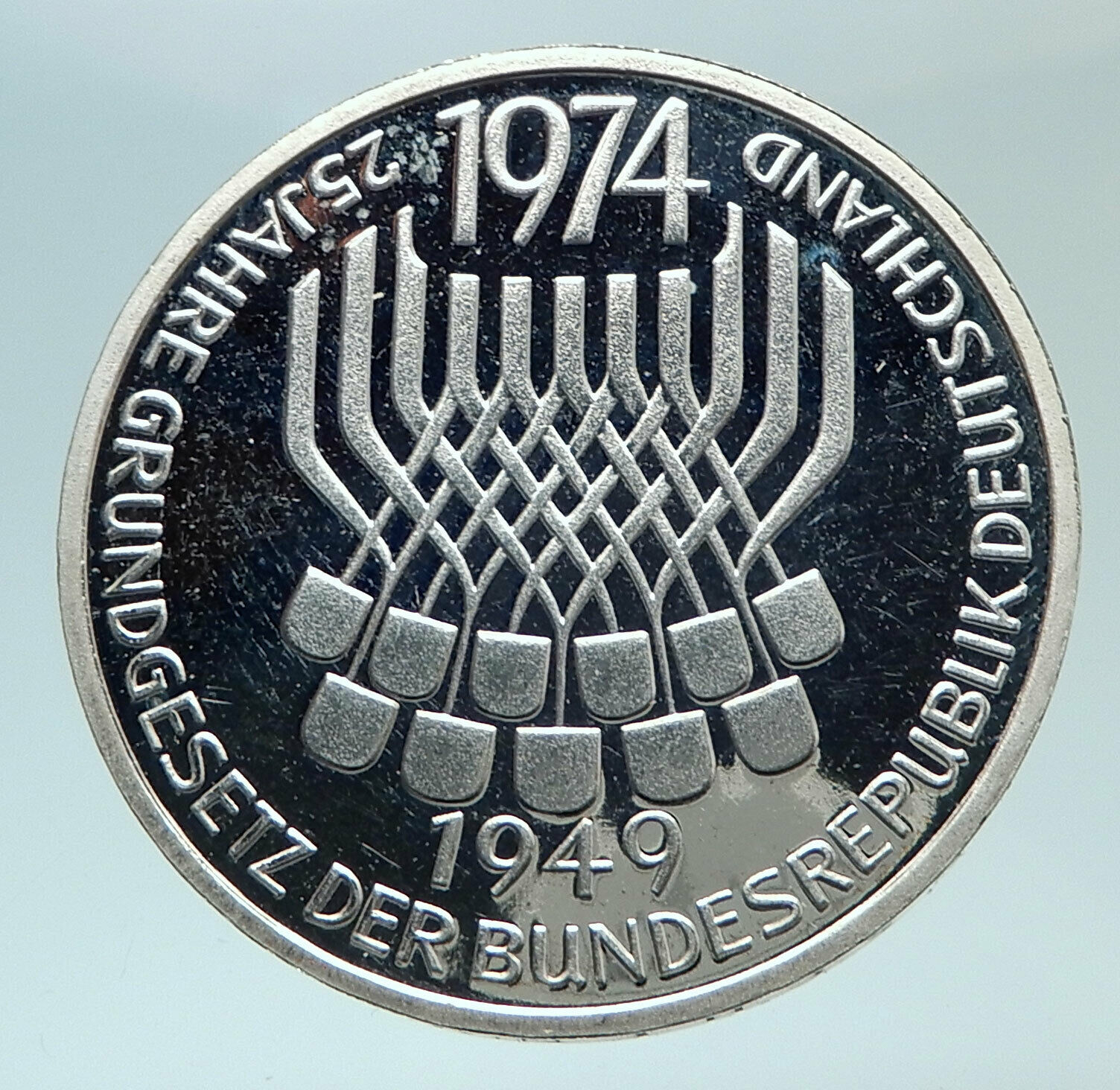 1974 F GERMANY 25 Years of German Federal Constitution Law Silver 5 Mark i80827