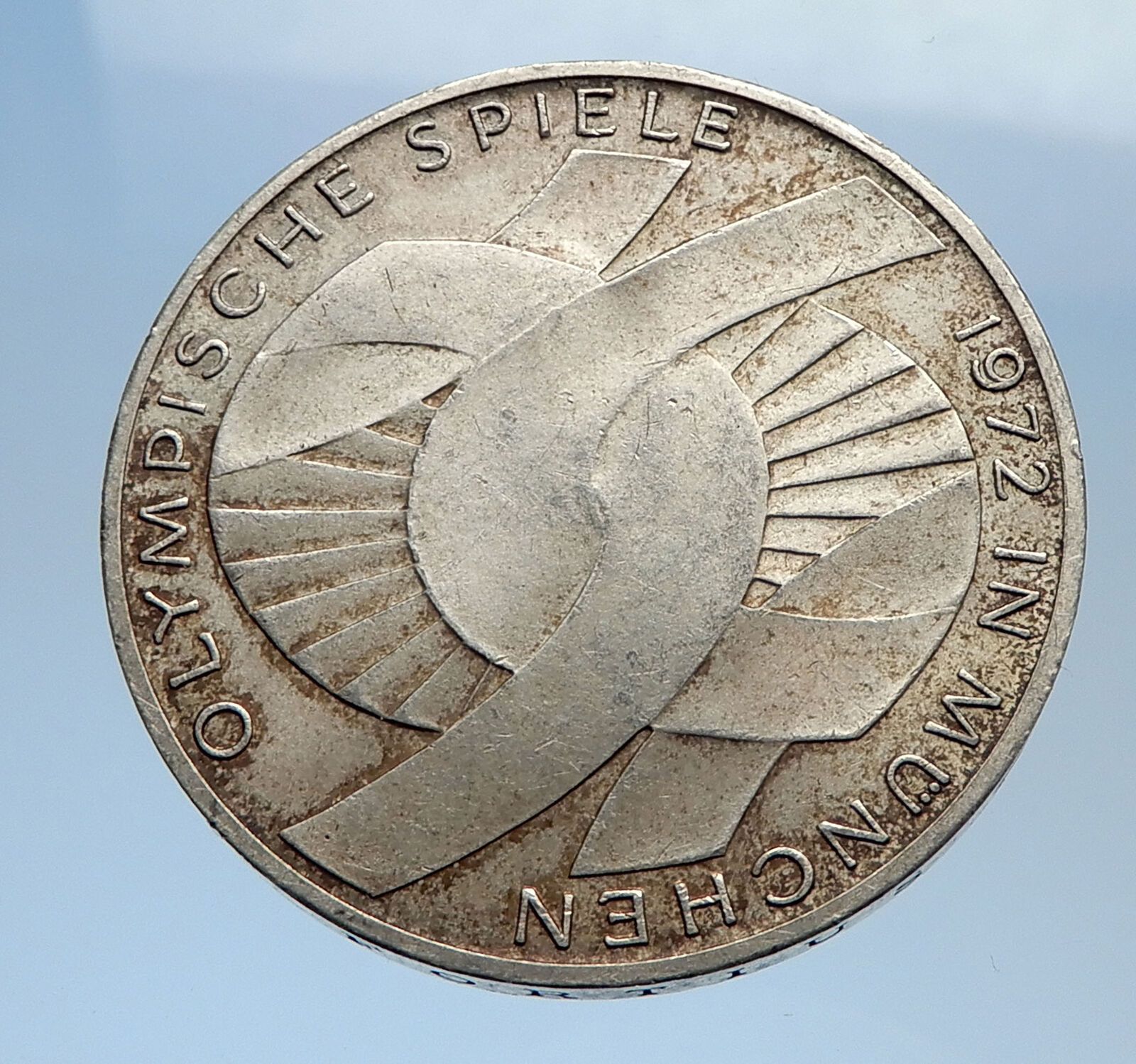 1972 GERMANY Munich Summer Olympics Commemorative Silver 10 Mark Coin i69618