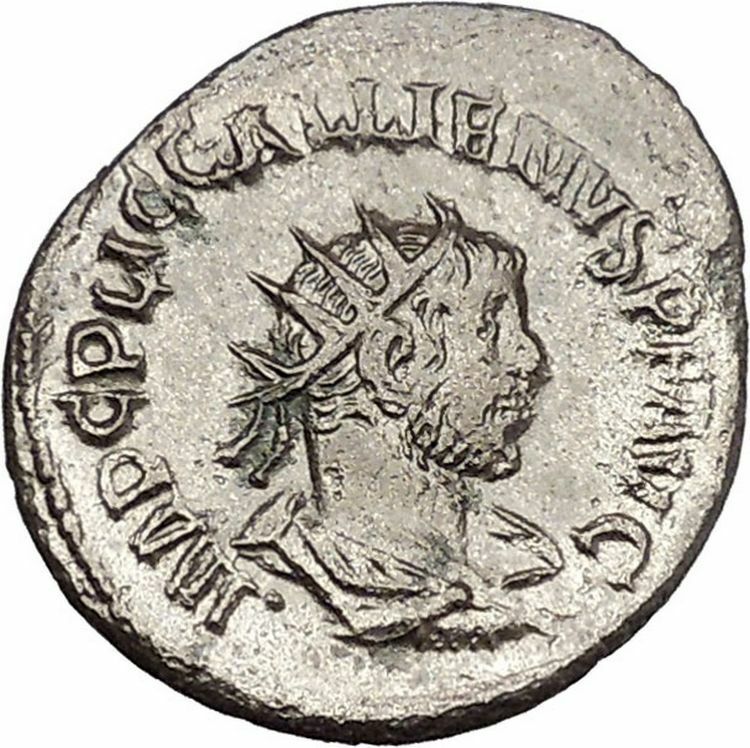 Gallienus receiving wreath from turreted figure Unlisted Ancient Rom Coin i45702