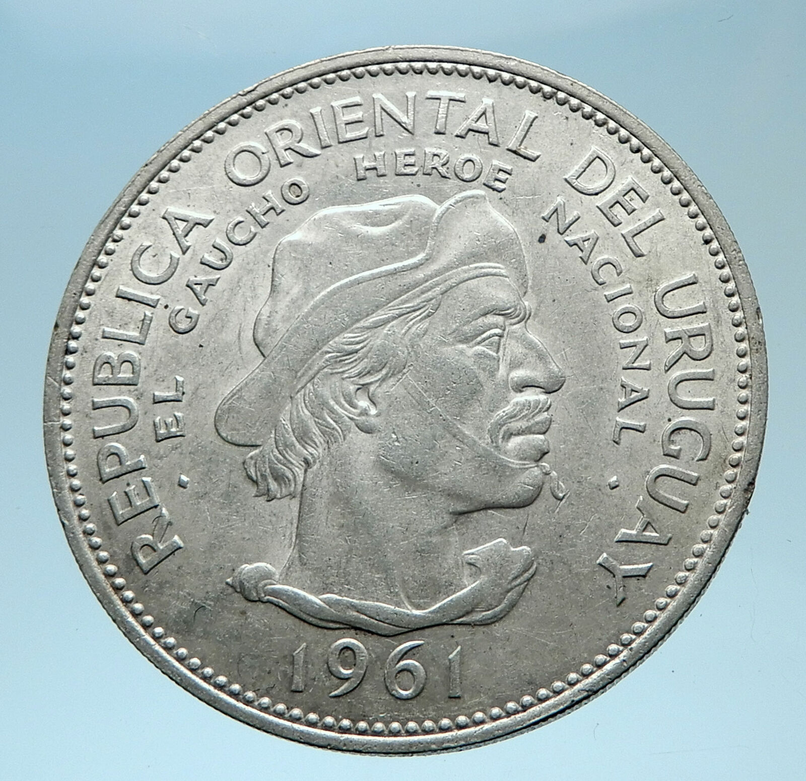 1961 URUGUAY w El Caucho Hero Against Spain Genuine Silver 10 Pesos Coin i77949