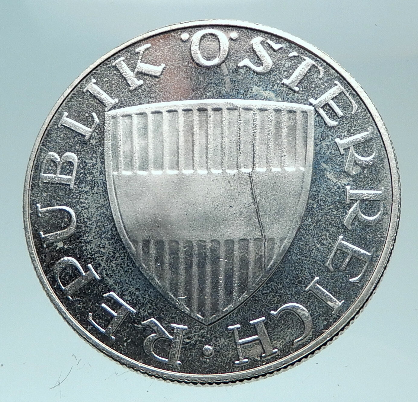 1964 Austria Wachau Woman 10 Schilling Silver Austrian Coin with Shield i81097