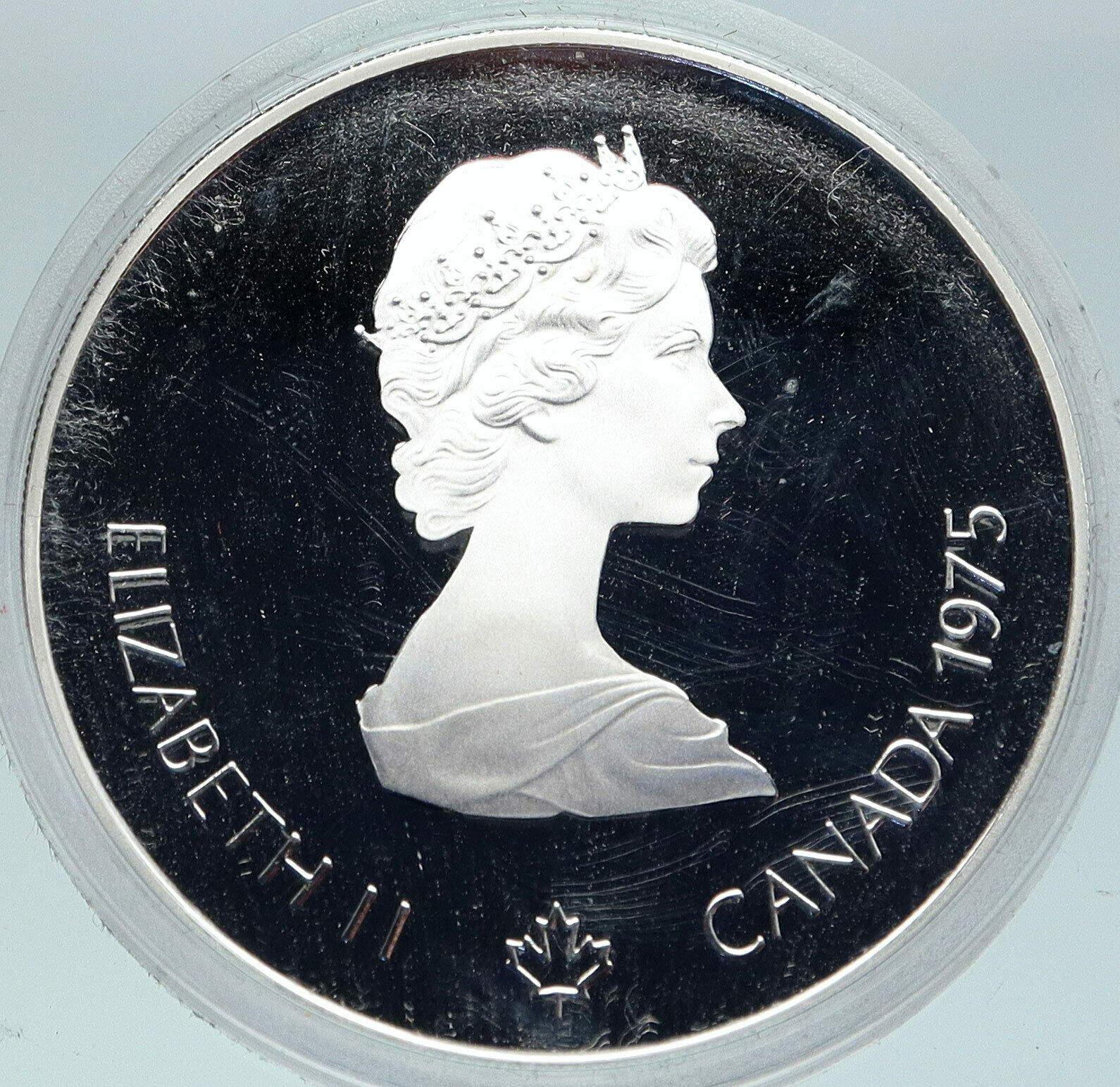 1975 CANADA Queen Elizabeth II Olympics Marathon Athlete Silver $5 Coin i86924