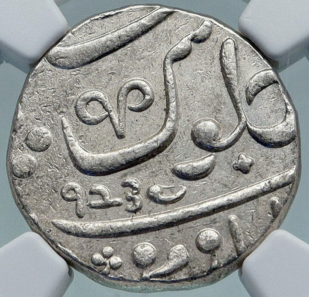 1829 (FE 1239) INDIA BRITISH OLD Bombay Presidency Silver RUPEE Coin NGC i86945