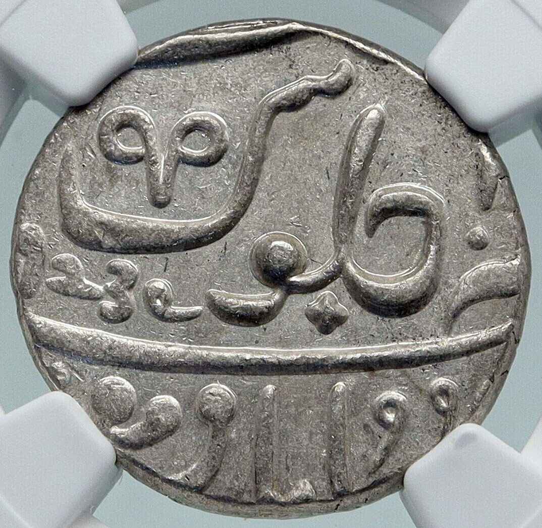 1829 (FE 1239) INDIA BRITISH OLD Bombay Presidency Silver RUPEE Coin NGC i87156