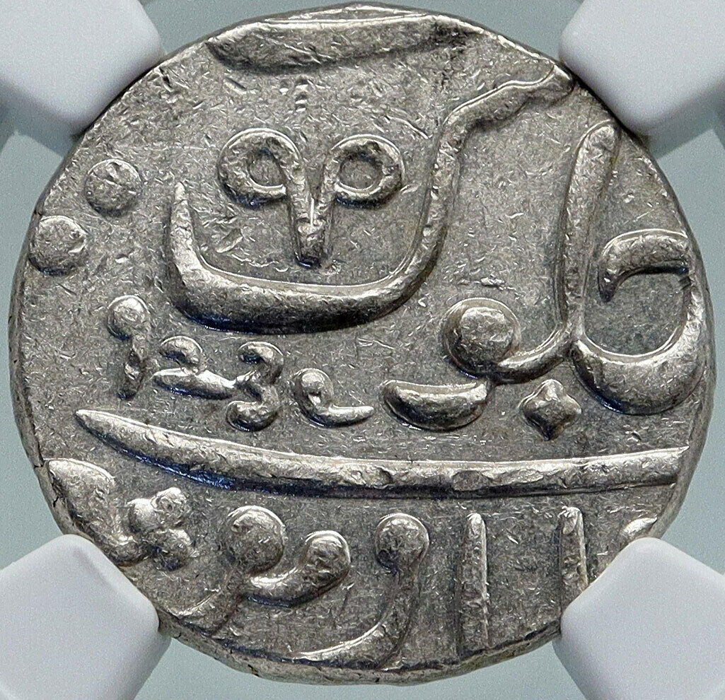 1829 (FE 1239) INDIA BRITISH OLD Bombay Presidency Silver RUPEE Coin NGC i87207