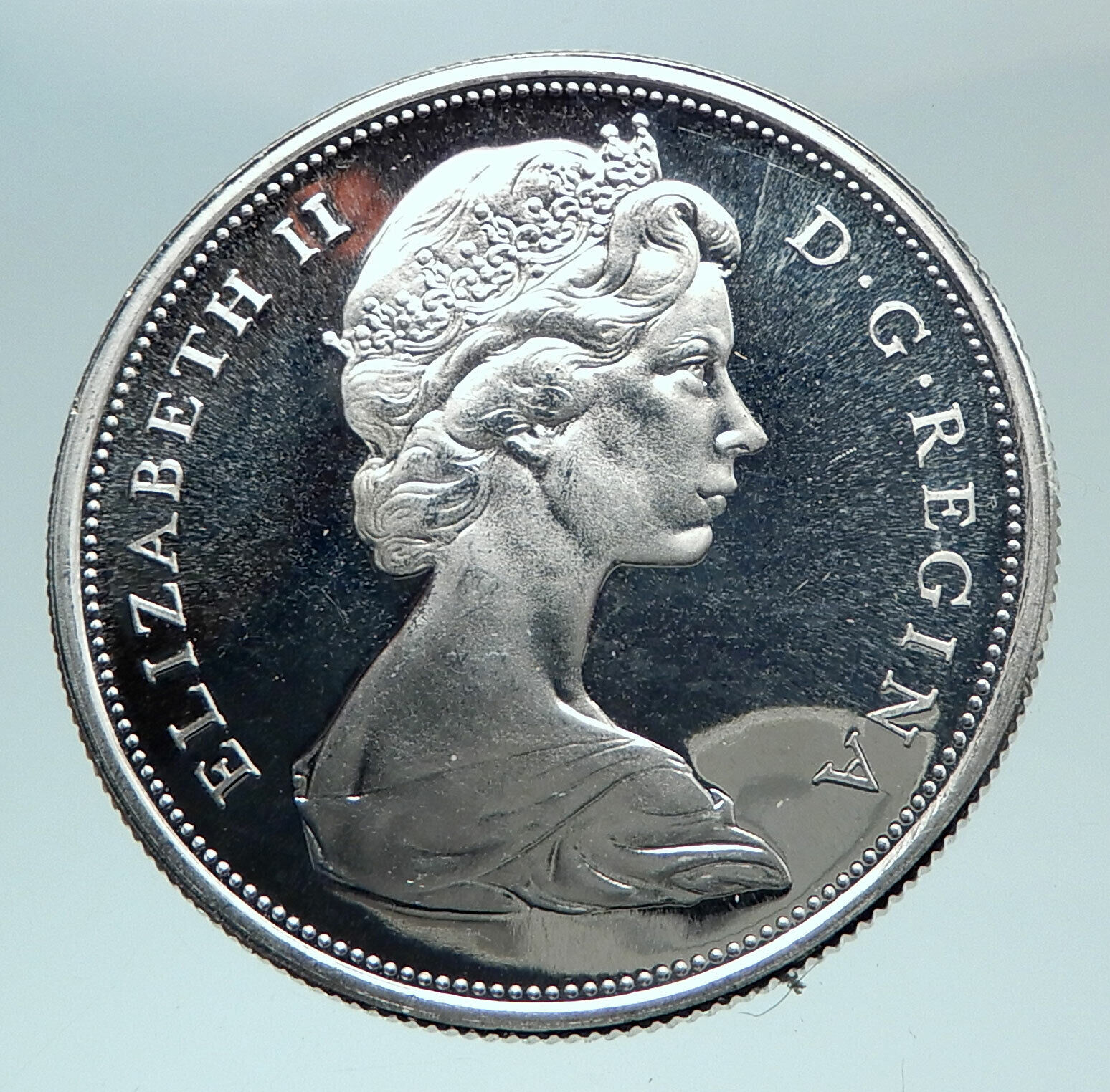 1967 CANADA UK Queen ELIZABETH II Wolf Howls Old Silver 50 Cents Coin i81011