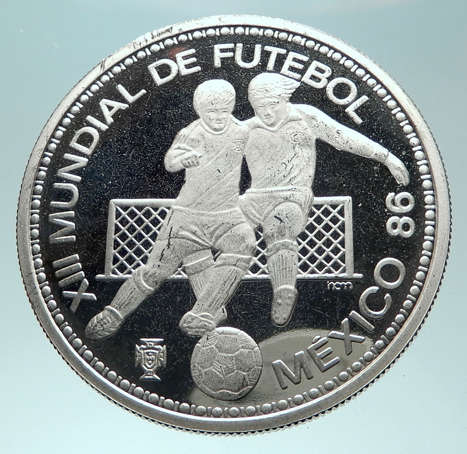 1986 PORTUGAL Mexico Soccer Football WORLD CUP Silver 100 Escudos Coin i82306