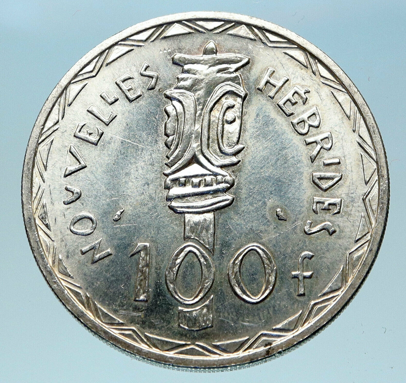 1966 New Hebrides Colony of France 100 Francs Silver BISJ Totem Pole Coin i82983