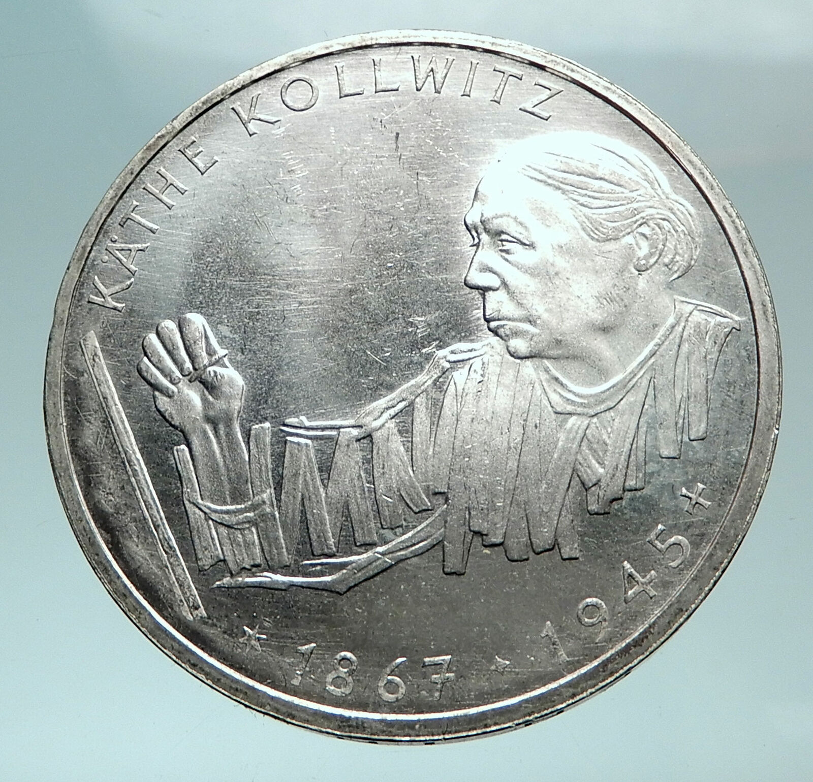 1992 G GERMANY Artist Sculptor Kathe Kollwitz Silver German 10 Mark Coin i82473