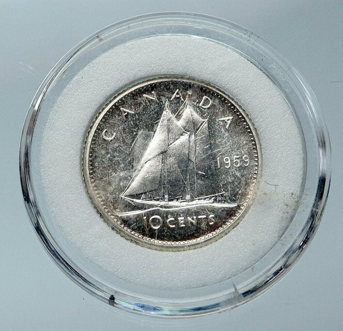 1959 CANADA Queen ELIZABETH II BLUENOSE SHIP Silver 10 Cent SILVER Coin i85895