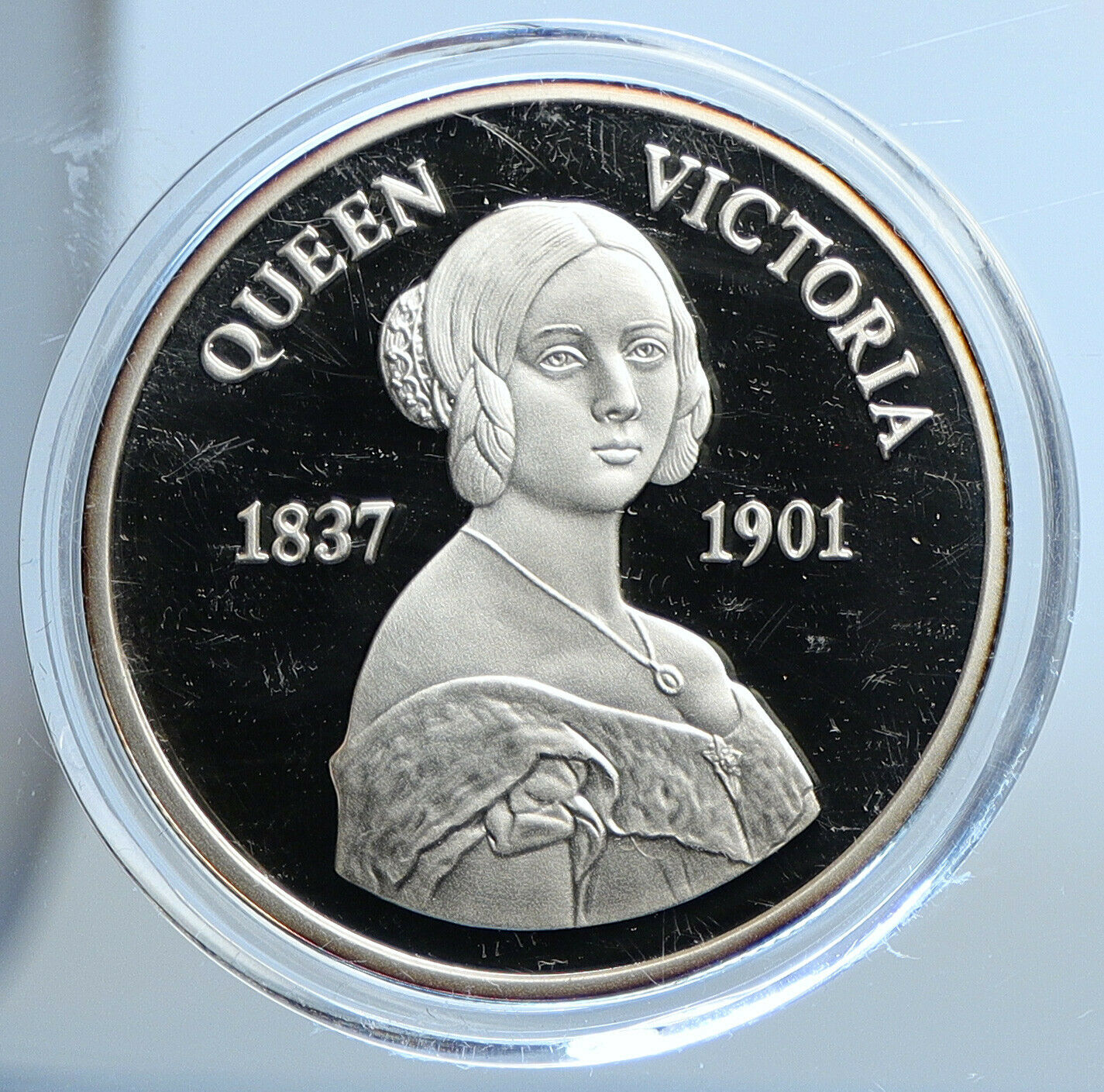 2001 TURKS & CAICOS Young UK Queen Victoria Proof Silver 20 Crown Coin i111346