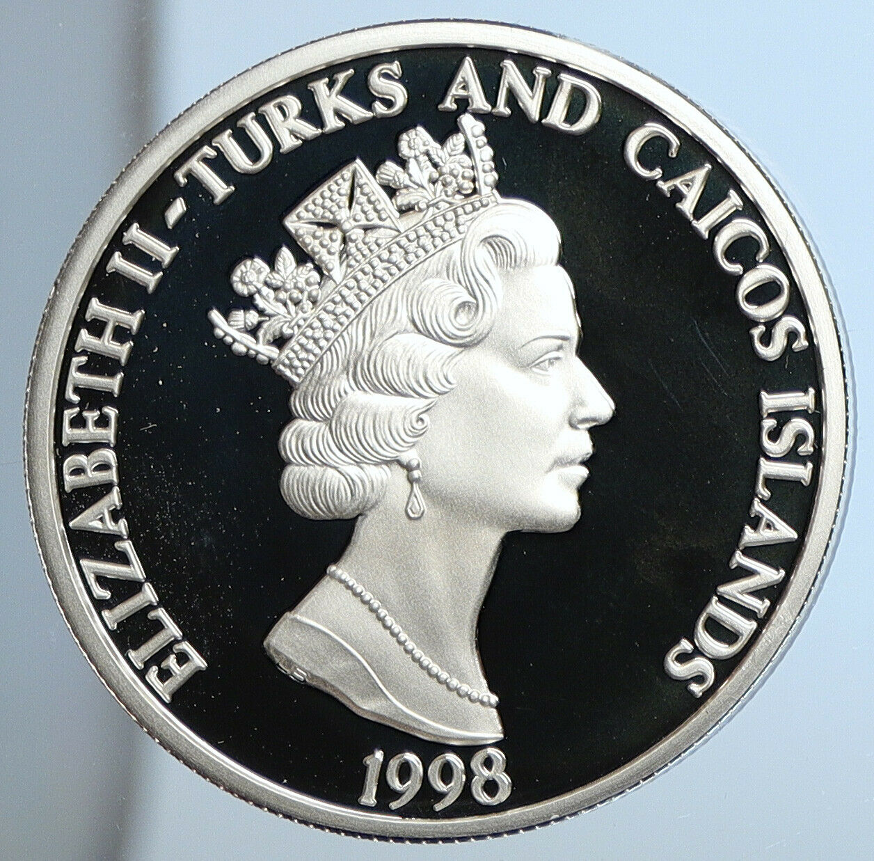 1998 TURKS & CAICOS Queen Elizabeth II Yr of Tiger Silver 20 Crown Coin i111385