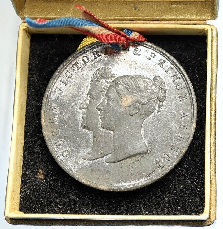 1840 Great Britain QUEEN VICTORIA & ALBERT Marriage OLD Antique Medal i111793