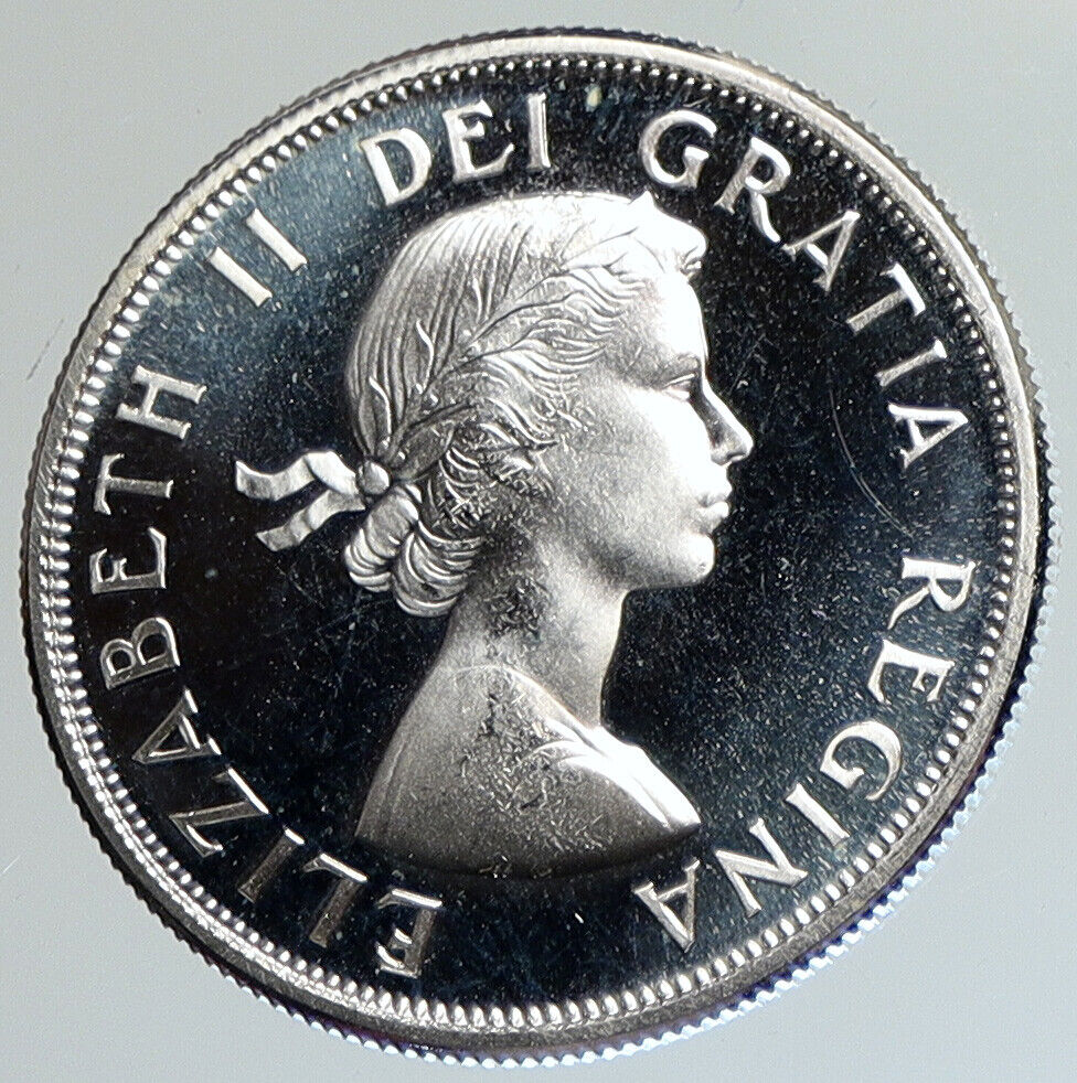 1964 CANADA Queen Elizabeth II Arms Crown VINTAGE SILVER 50 Cents Coin i112393