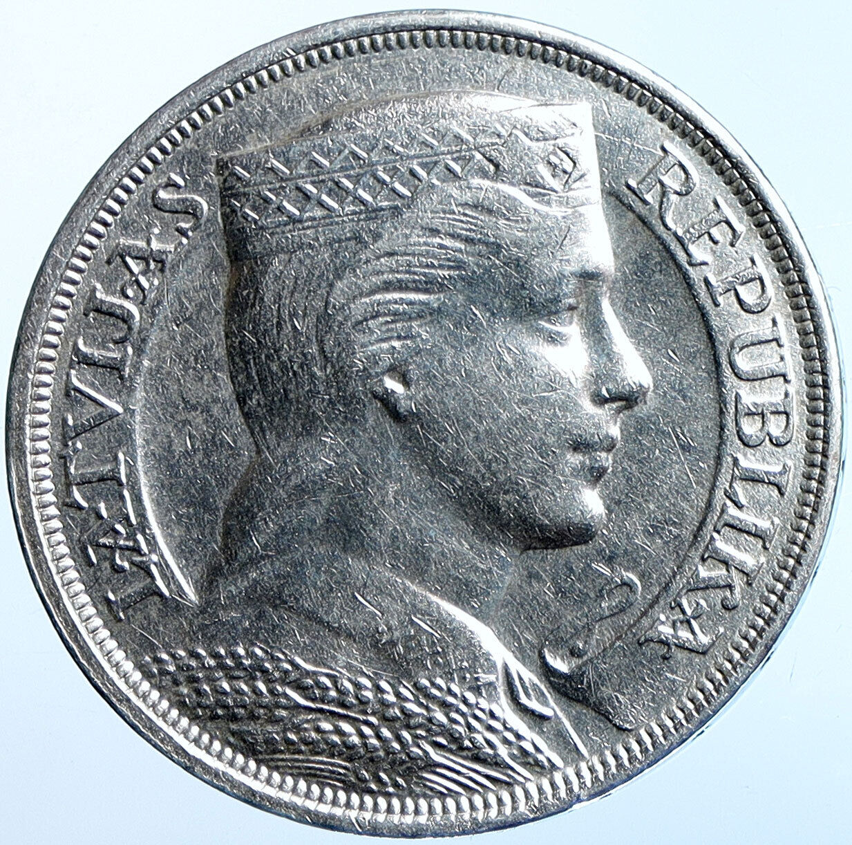 1931 LATVIA w Female Headwear 5 Lati LARGE Vintage Silver European Coin i114613