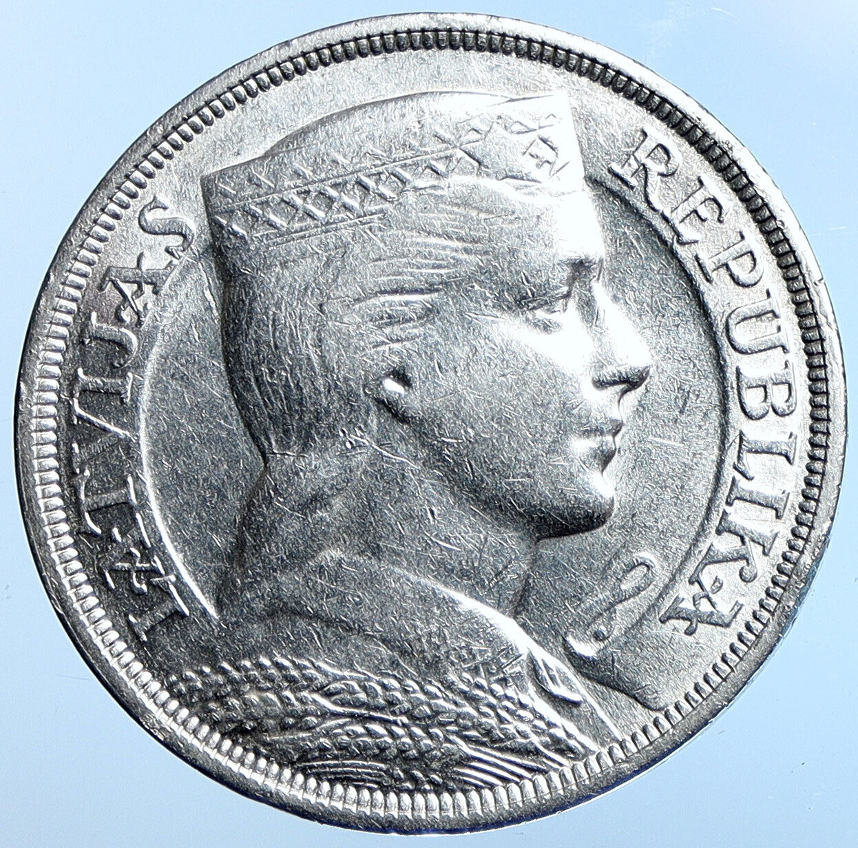 1929 LATVIA w Female Headwear 5 Lati LARGE Vintage Silver European Coin i114619