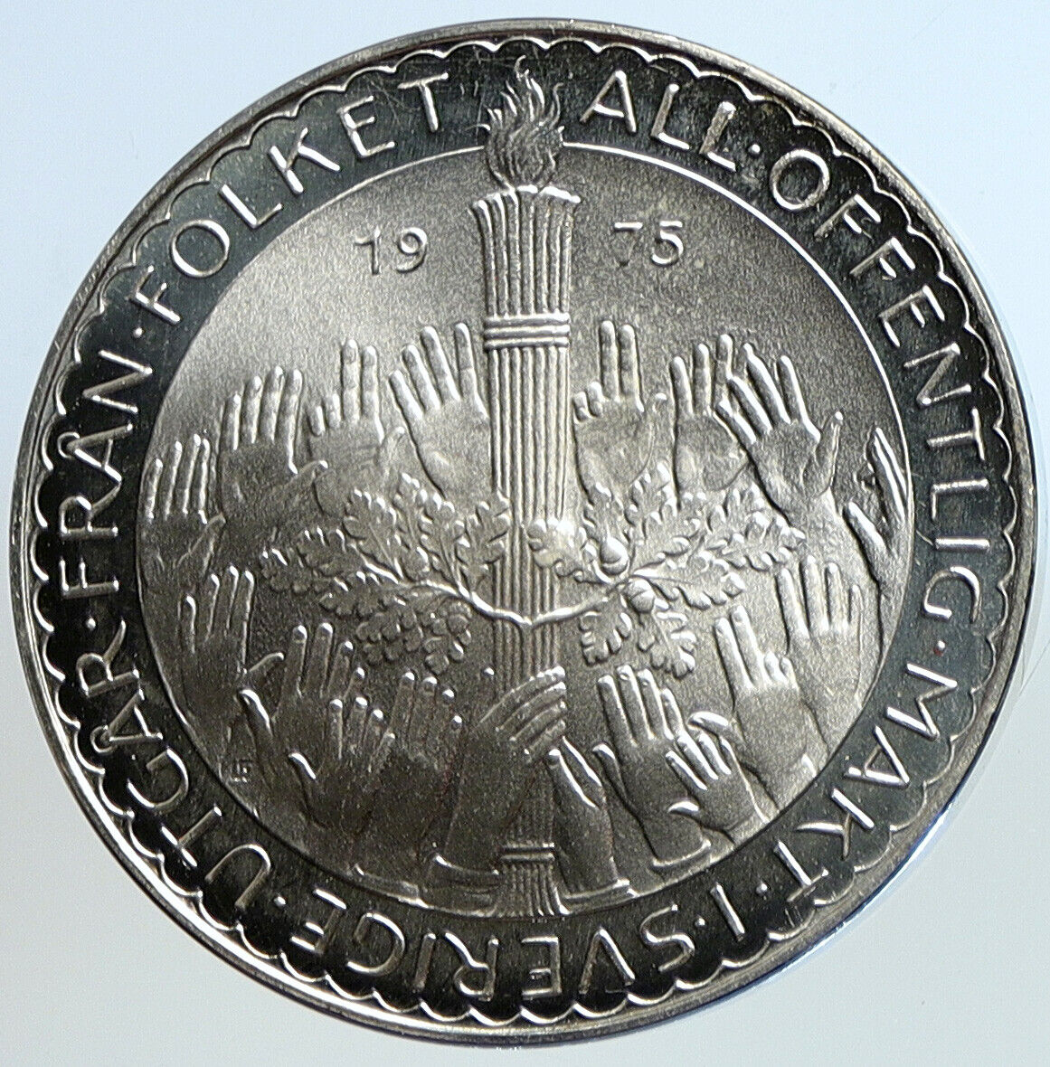 1975 SWEDEN King Carl XVI Gutaf Constitutional Reform Silver 50 Kr Coin i113186