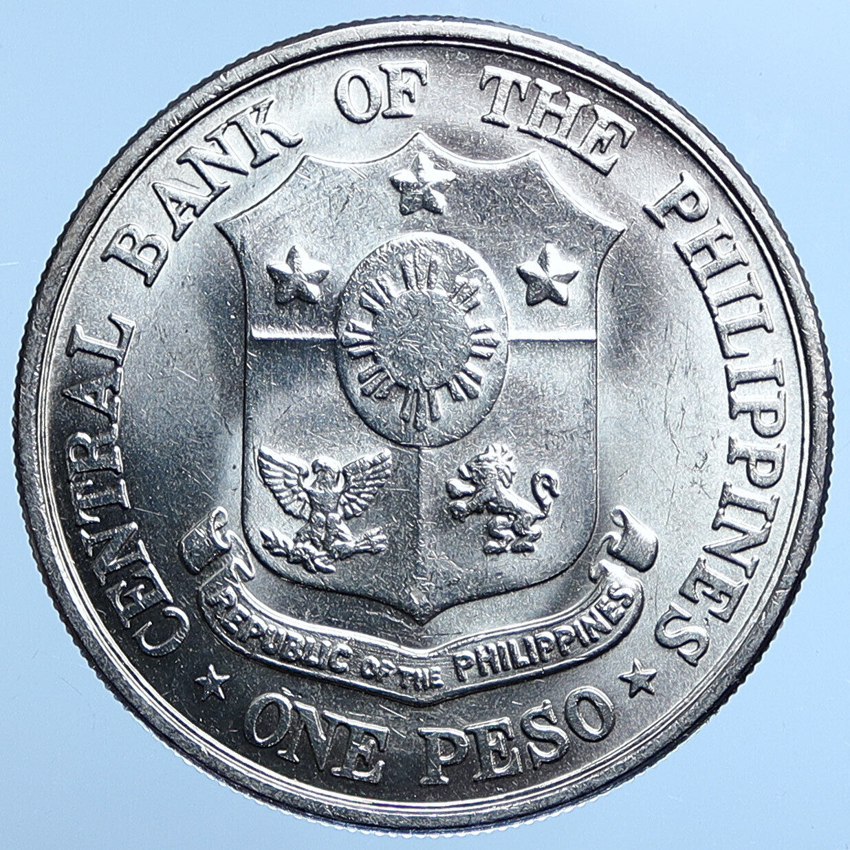 1961 PHILIPPINES with Jose Rizal Nationalist Antique Silver 1 Peso Coin i115004