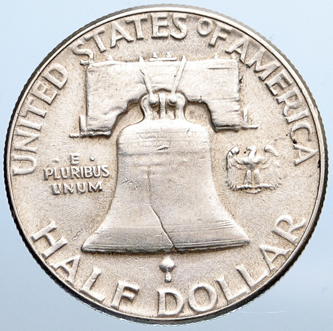 1952 P US Benjamin Franklin VINTAGE Silver Half Dollar Coin LIBERTY BELL i115225