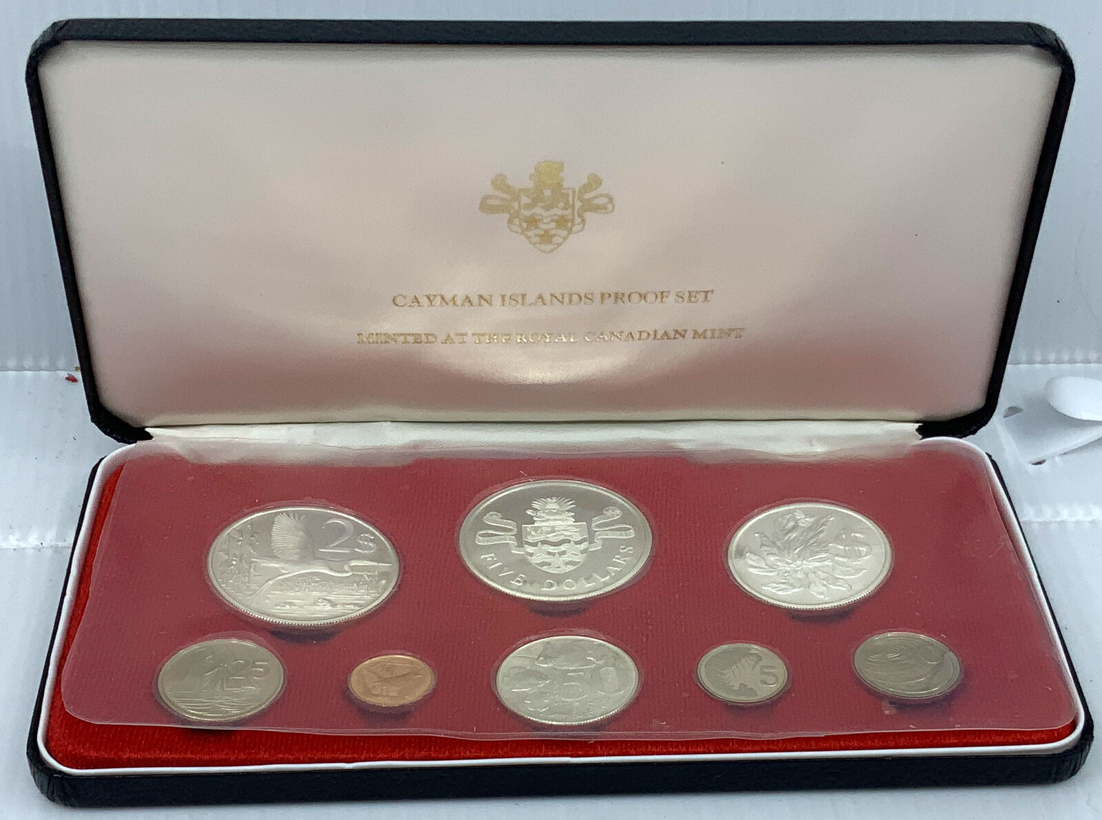 1974 CAYMAN ISLANDS Queen Elizabeth II Proof Set of 8 Coins 3 are Silver i116666