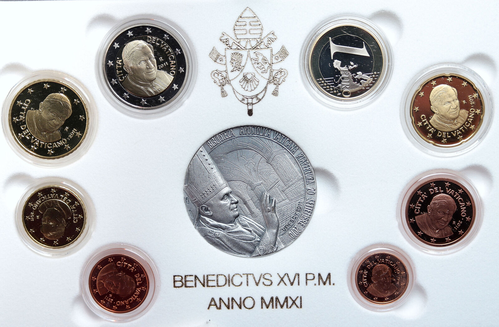 2011 VATICAN Pope Benedict XVI Proof Set 9 Euro Coins 1 is Silver Medal i114460