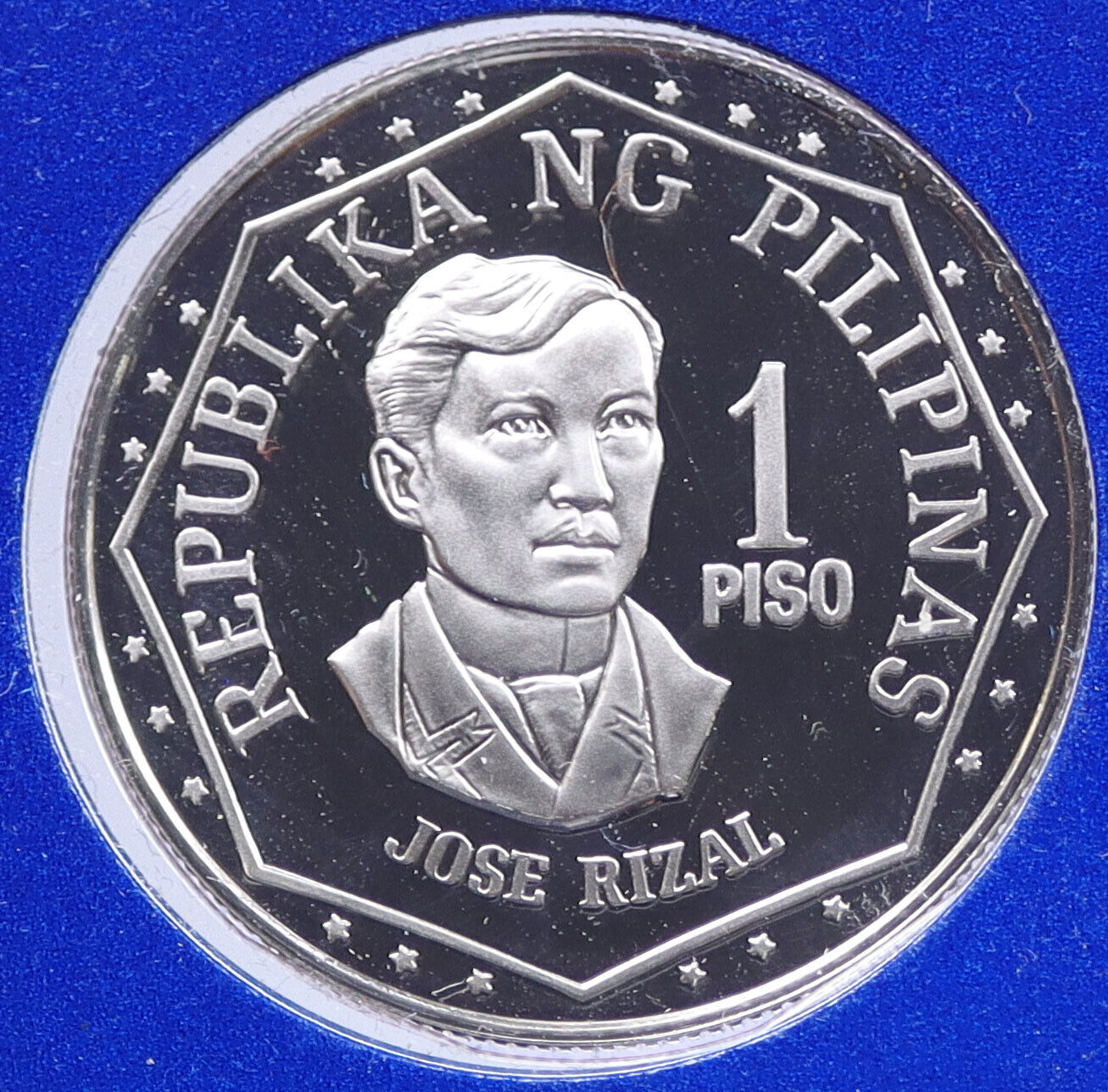 1975 PHILIPPINES New Society LEADER Jose Rizal VINTAGE Proof Piso Coin i117779